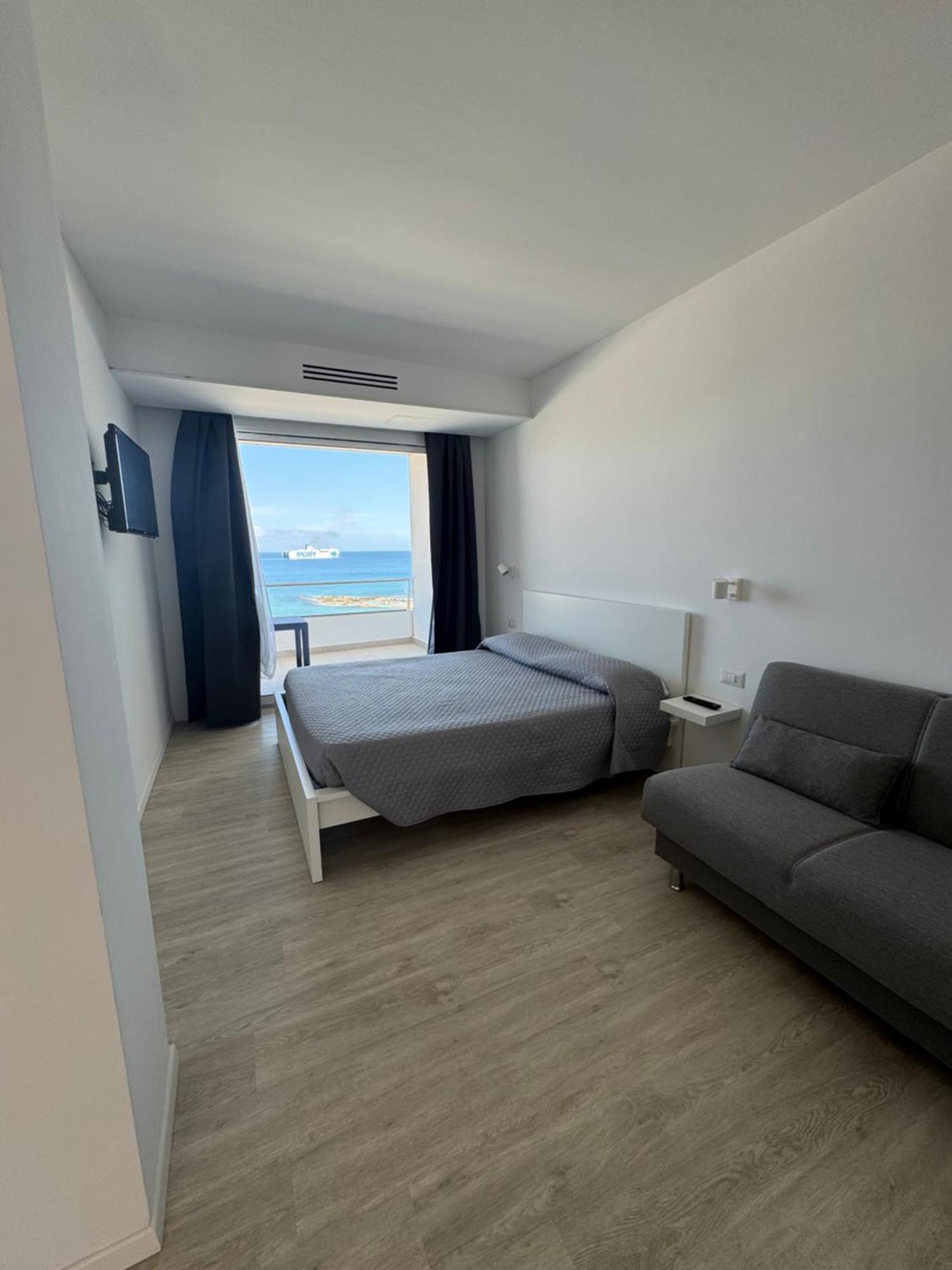 Appartamenti Lungomare Porto Torres Exterior foto