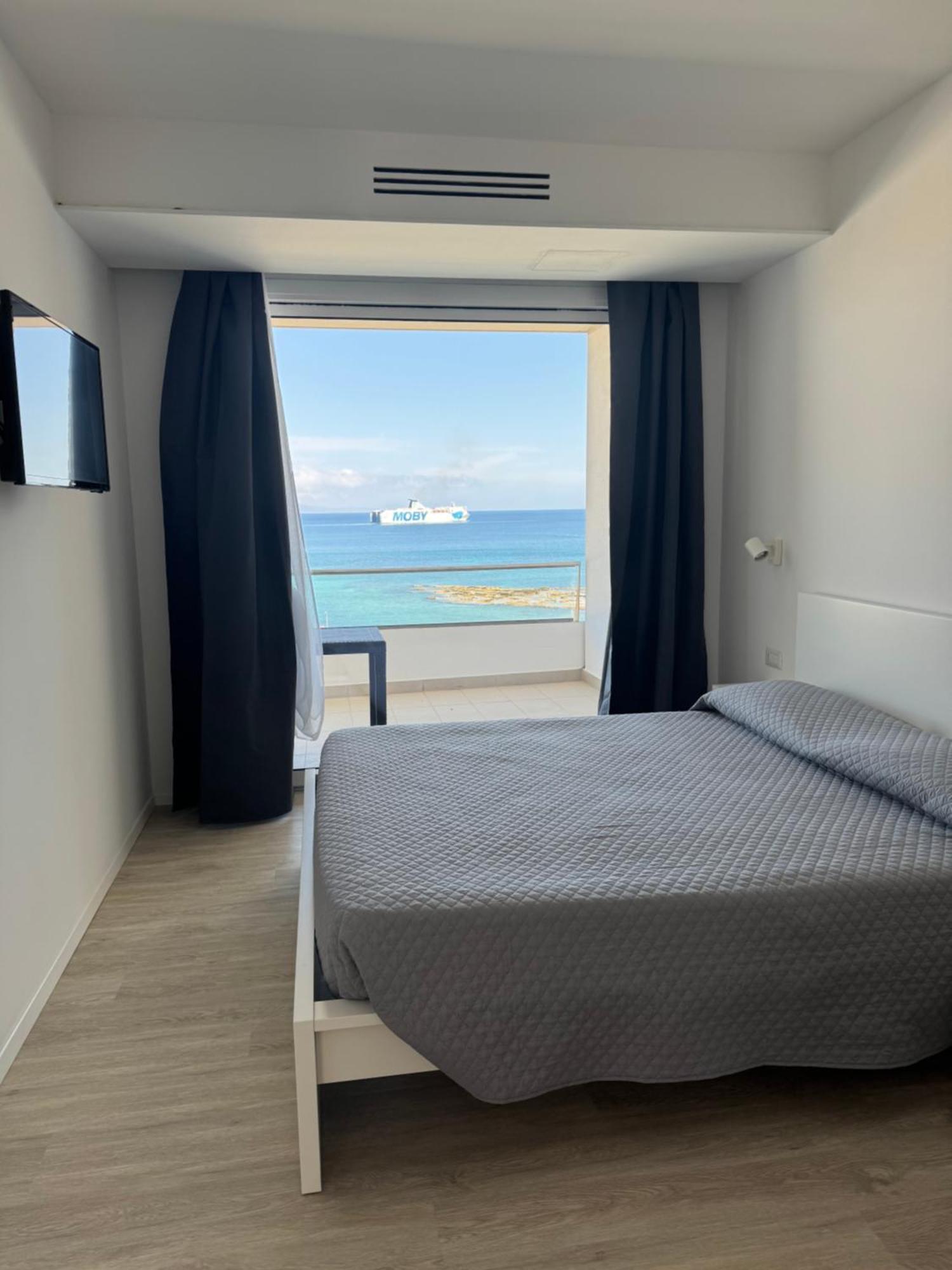 Appartamenti Lungomare Porto Torres Exterior foto